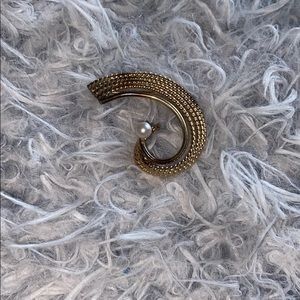 Vintage Gold & Pearl Brooch